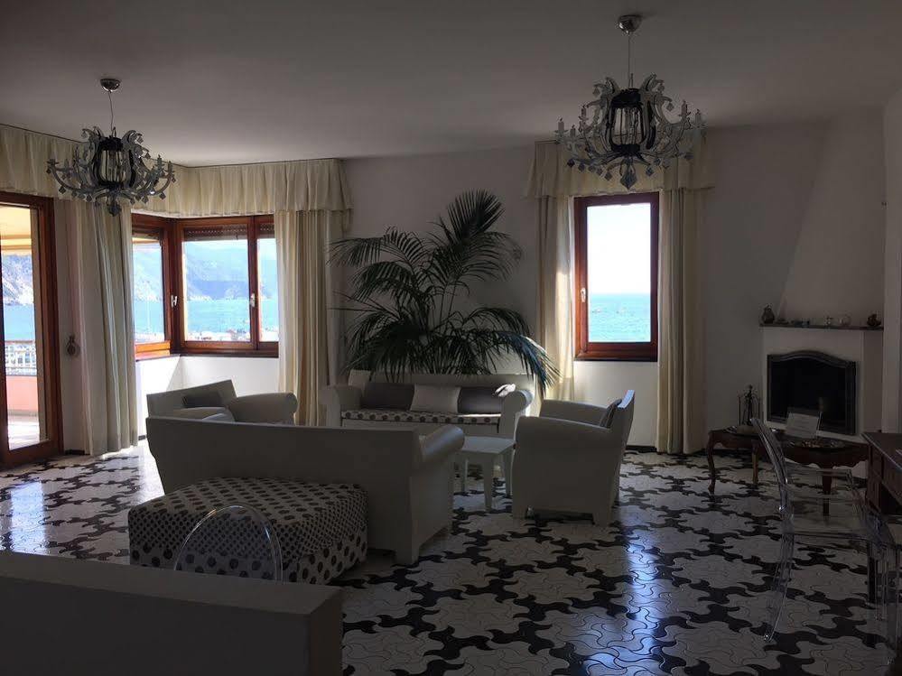 Affittacamere Lo Scoglio Monterosso al Mare Exterior foto